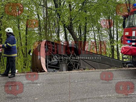 До 15 г. затвор за шофьора на автобуса от Малко Търново, съдът решава да го остави ли в ареста