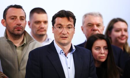 Опозицията в БСП с първи думи преди заседанието