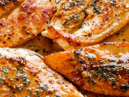 Лесна рецепта за пилешко филе на тиган с чесън и масло