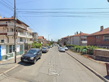 Бивши гаджета се напиха и се скараха в жк. "Меден рудник", 23-годишен мъж се озова в болница