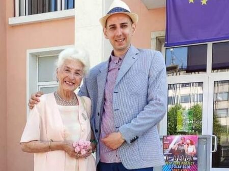 Увековечават Янка Рупкина с паметна плоча в родното й странджанско село