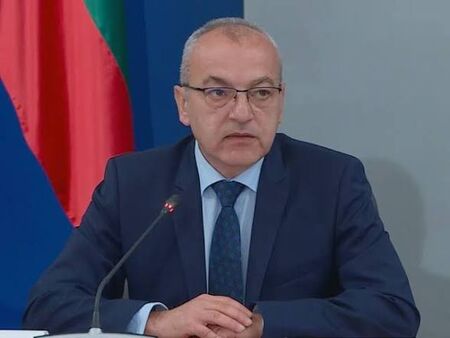 Освен Гълъб Донев, ПБ имат още два варианта за председател на парламента