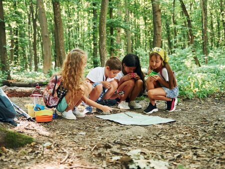 Предстоят 3 почивни дни, заедно с децата - 3 идеи и то без екрани