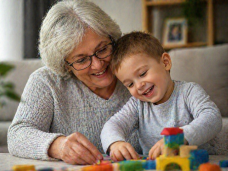 До 500 евро помощ за работещи родители в Гърция и възможност за наемане на истинската баба за бавачка