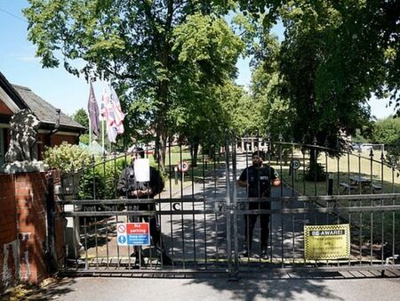 Ислямска секта бе разбита при акция за изнасилване, съвременно робство и принудителен брак