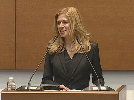 Избраха Михаела Доцова за председател на парламента