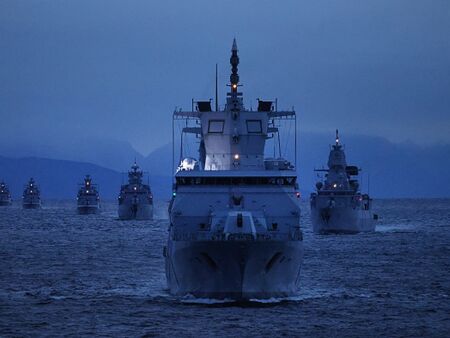 Десет европейски държави създават нов военноморски флот за противодействие на Русия