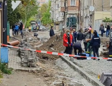Трагедията е огромна: Почина затрупаният в ремонта на ул. „Оборище” мъж