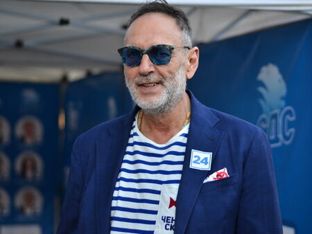 Георги Маринчев: Любен Дилов е с инфаркт в Рим, вече е в по-добро състояние