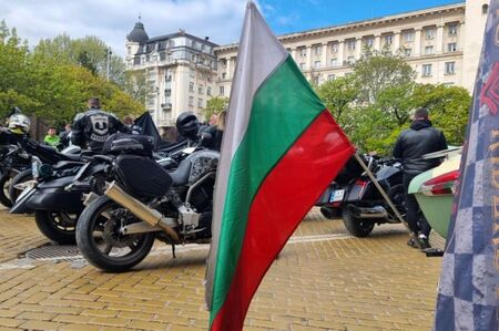 Мотористи излизат на "Априлско въстание" заради лудите цени на Гражданска отговорност