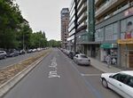 Ул. Адам Мицкевич вече е затворено, а в този район има няколко сгради с големи подземни паркинги