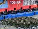 В шествията се включиха само пеши отряди на военни и авиация, от Кремъл определиха действията на Киев като "терористична активност"
