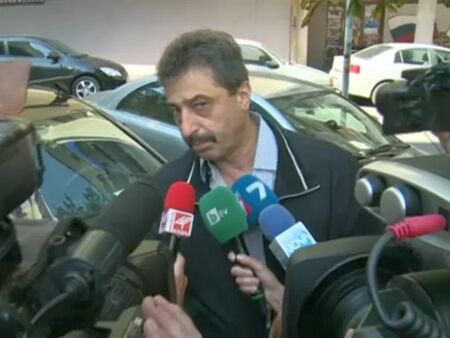 Цветан Василев заговори за връщане в България