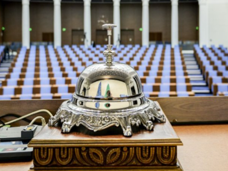 Парламентът освободи трима депутати от "Прогресивна България" (НА ЖИВО)