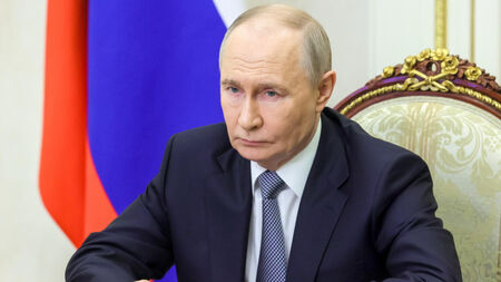 След Тръмп и Путин ще гостува на Си Дзинпин
