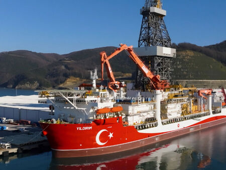 Турция изпраща нов кораб да търси газ в Черно море