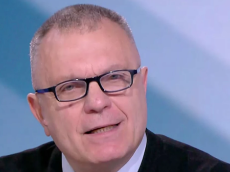 Доц. Момчил Дойчев: Русия води война срещу България