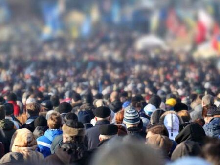 България се топи - 1,3 милиона българи изчезват, младите намаляват, столетниците растат