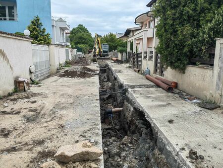 Във в.з. Червенка се готвят на протест заради разкопани улици (ВИДЕО)