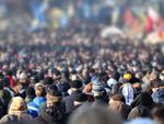 България се топи - 1,3 милиона българи изчезват, младите намаляват, столетниците растат