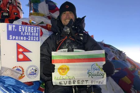 Георги Колевичин покори Еверест