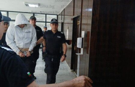 Демонтират Часовника на Бургас, ето защо