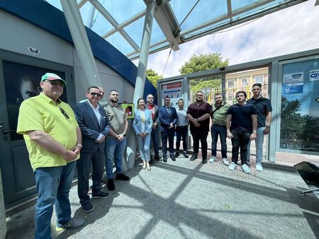 Секунди, които спасяват: Нов дефибрилатор е на разположение на Централната спирка в Бургас