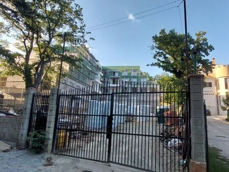 Поставиха 10-дневен срок за премахване на огражденията в "Баба Алино"