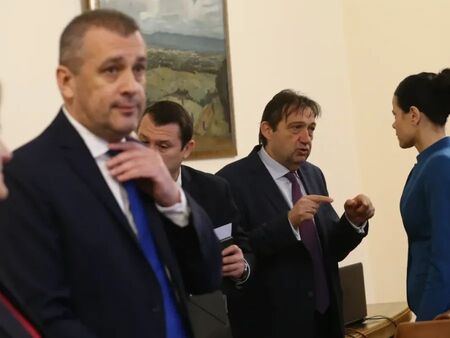 Чистка в АПИ: Инж. Александър Тодоров поема пътната агенция