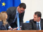 Депутатите не замразиха заплатите си, ще продължат да се актуализират на три месеца