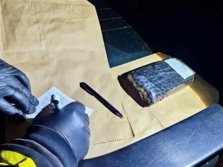 Разследва се наркогрупа, ръководена от затвора в Благоевград