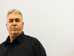 Китарист от "Ку-ку бенд" става директор на филиала на НМА в Бургас
