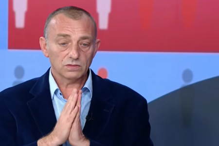 "Горили" с АК-47 ли спряха варненските власти за незаконния град
