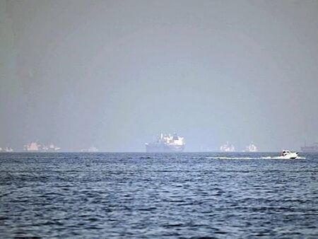 Ескалация в Черно море: Турски кораб е атакуван, има жертва и ранени