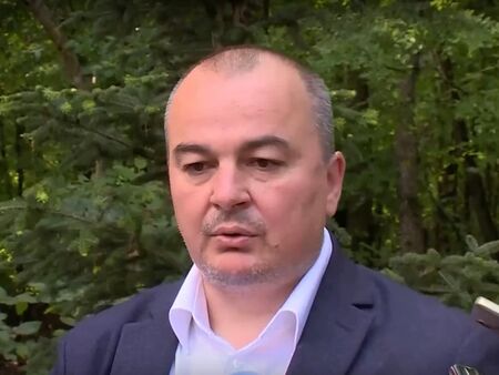 Министърът на земеделието: Четири от 9-те оградени имота в "Баба Алино" са държавна собственост