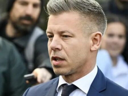 Унгария спира издаването на работни визи на граждани от три държави