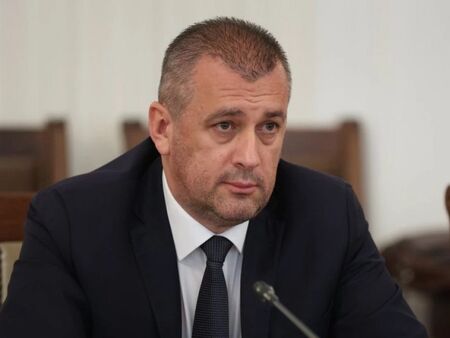Обмислят ДАИ да мине към МВР