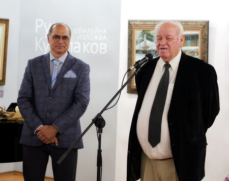 Да оставиш трайна следа за поколенията - Руси Куртлаков представи юбилейната си изложба