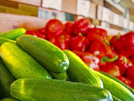 Значителен спад на цените при повечето зеленчуци тази седмица