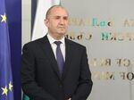 Премиерът Радев: Няма да замразяваме минималната заплата тази година