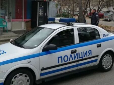 Спипаха крадец, задигнал 19 врати от болницата в Средец