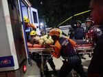 18 души са извадени от руините на срутените блокове в Каракас
