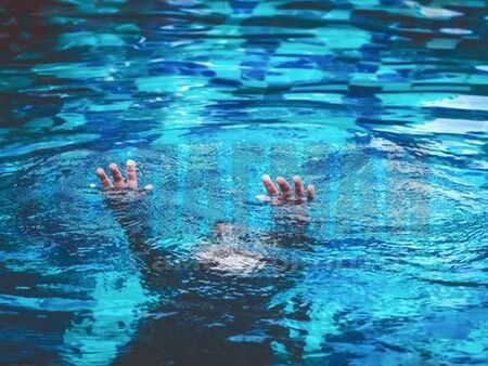 Нелепа драма в Приморско: 85-годишен турист се опита да плува и се удави в басейн