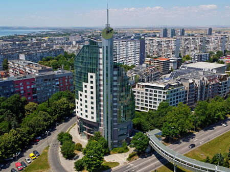 Ще проведат търг за наемател на хотел "Мираж", има десетки кандидати