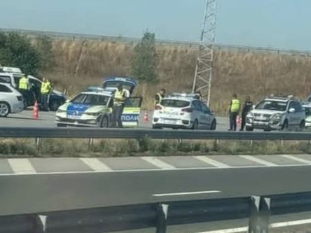 При зрелищна акция край Трилистник полицията иззе половин килограм прах