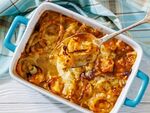 Рецепта за лучена запеканка, приготвя се бързо и е адски вкусна