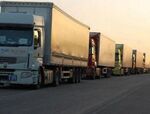 Спират тировете по магистралата заради жегата