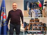 Уникална полицейска изложба в Бургас: Показват фуражки и униформи от цял свят за празника на МВР (СНИМКИ)