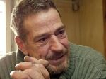 Йосиф не иска да признае Алекс за своя дъщеря през 80-те години, стига се до процес
