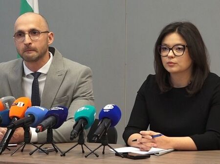 Касиерка в политическа партия ужили наивници, източи им 1,5 млн. лева